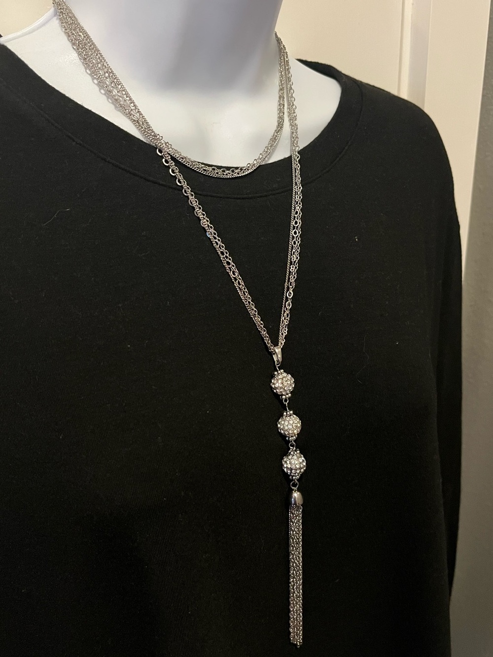 NY Jewelry Silver Crystal Tassel Pendant Necklace